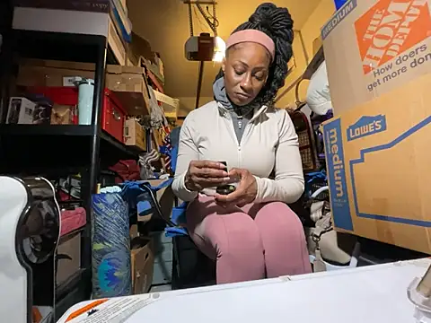 Snapshot of wynterheat chatting on February 2026 10:37:01 AM wynterheat online show from February 2026 10:37:01 AM