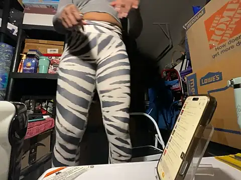 Snapshot of wynterheat chatting on February 2026 04:16:02 PM wynterheat online show from February 2026 04:16:02 PM