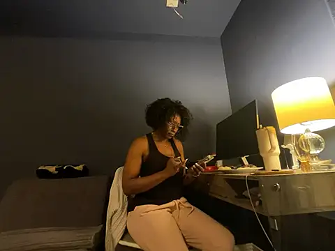 wynterheat online show from April 2026 01:45:02 AM