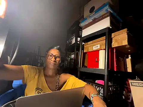 wynterheat online show from September 2025 09:47:02 AM