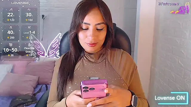 Snapshot of Paulina_627 chatting on July 2026 04:36:01 PM Paulina 627 online show from July 2026 04:36:01 PM