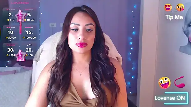 Snapshot of Paulina_627 chatting on February 2026 02:25:02 PM Paulina 627 online show from February 2026 02:25:02 PM