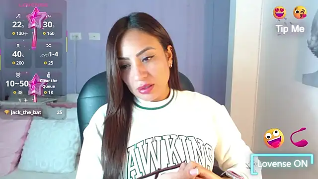 Snapshot of Paulina_627 chatting on November 2025 03:50:01 PM Paulina 627 online show from November 2025 03:50:01 PM