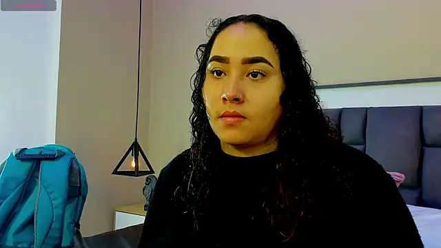 Ayla martinez online show from September 2025 02:01:01 AM