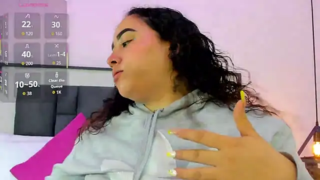Ayla martinez online show from October 2025 02:12:02 AM