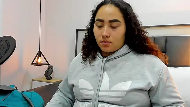 Ayla martinez online show from October 2025 02:35:01 AM