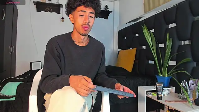 RyanRizzo online show from March 2025 05:41:02 AM