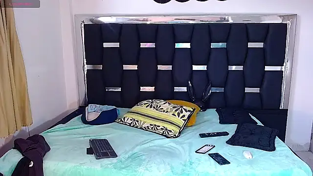 RyanRizzo online show from February 2025 09:04:02 PM