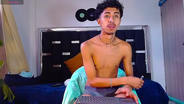 RyanRizzo online show from February 2025 04:22:02 PM