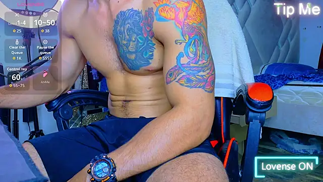 Rich boy01 online show from March 2026 05:18:02 PM