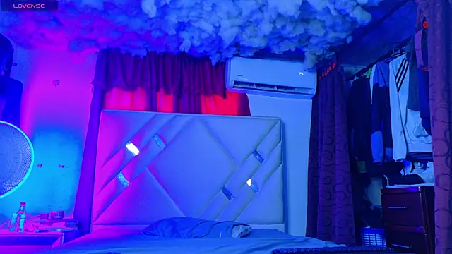 Rich boy01 online show from May 2026 04:34:02 PM