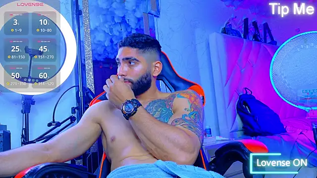 Rich boy01 online show from March 2026 11:28:01 PM