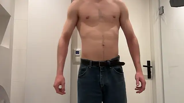 hornytim2508 online show from December 2025 06:50:02 PM