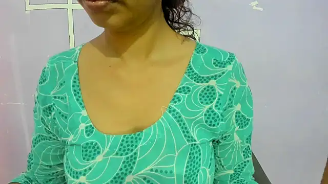 aarjulove online show from September 2025 08:36:02 AM