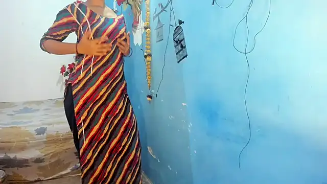 aarjulove online show from March 2026 03:39:02 PM