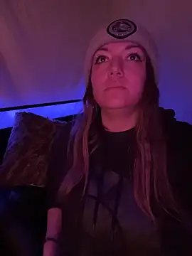 Snapshot of SummerV91 chatting on February 2026 11:36:01 PM SummerV91 online show from February 2026 11:36:01 PM