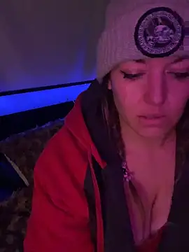 Snapshot of SummerV91 chatting on February 2026 05:17:01 AM SummerV91 online show from February 2026 05:17:01 AM