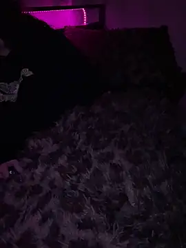 Snapshot of SummerV91 chatting on February 2026 06:22:01 AM SummerV91 online show from February 2026 06:22:01 AM