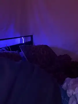 Snapshot of SummerV91 chatting on February 2026 06:31:02 AM SummerV91 online show from February 2026 06:31:02 AM