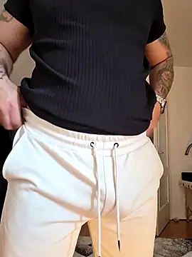 tikitaka97 online show from April 2026 08:32:01 AM