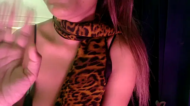 chhui mui online show from March 2026 06:01:01 PM