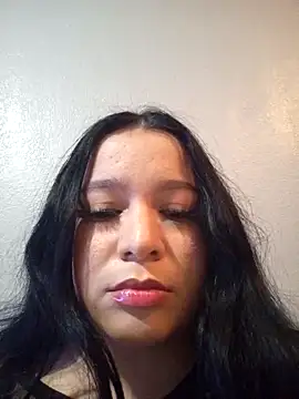 Snapshot of Leslydeleon23 chatting on December 2025 03:24:02 AM Leslydeleon23 online show from December 2025 03:24:02 AM