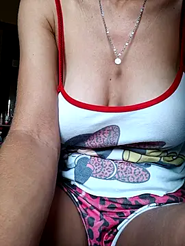 Nandasant09 online show from October 2025 04:28:02 PM