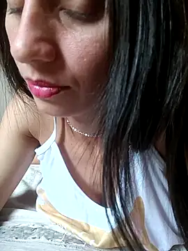 Nandasant09 online show from November 2025 04:07:02 PM