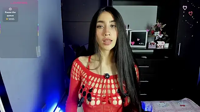 Snapshot of Emilytafur chatting on July 2026 11:16:02 PM Emilytafur online show from July 2026 11:16:02 PM