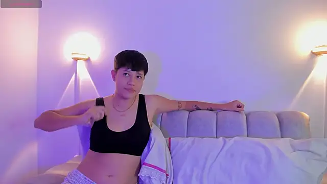 violet casper  online show from October 2025 04:54:01 AM