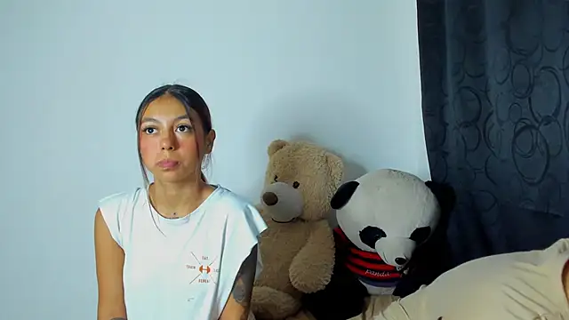 violet casper  online show from February 2025 09:47:02 AM