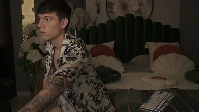 IsmaelRichardson online show from March 2025 05:02:02 PM