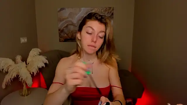 MollyMeltorr online show from October 2025 06:14:01 AM