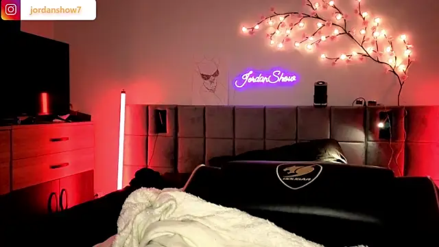 JordanShow online show from January 2026 02:34:02 PM