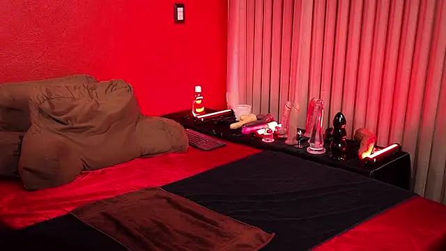 jennStarCD online show from February 2025 06:42:02 PM