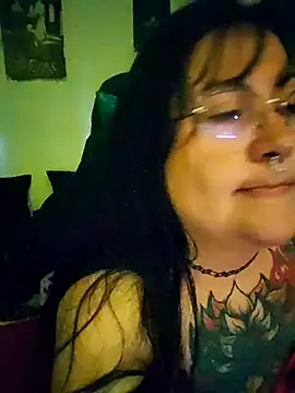 l1la Rav3n online show from November 2025 02:48:02 AM