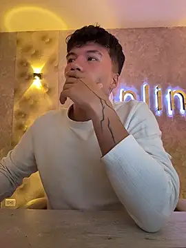 Logan smith1 online show from November 2025 08:02:01 AM