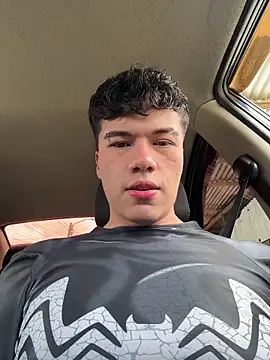 Logan smith1 online show from October 2025 04:51:02 PM