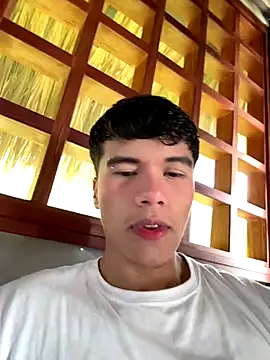 Logan smith1 online show from September 2025 06:26:02 PM