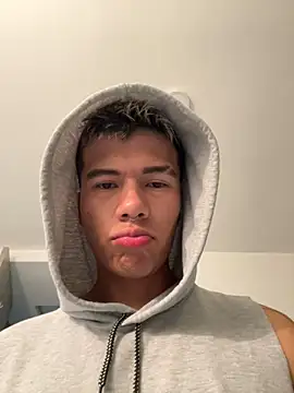 Logan smith1 online show from February 2025 09:46:02 PM