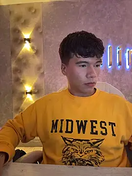 Logan smith1 online show from February 2026 05:36:02 AM