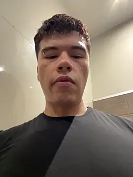 Logan smith1 online show from April 2026 06:12:02 PM