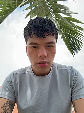 Logan smith1 online show from November 2025 06:02:02 PM