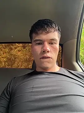 Snapshot of Logan_smith1 chatting on May 2026 07:50:01 PM Logan smith1 online show from May 2026 07:50:01 PM