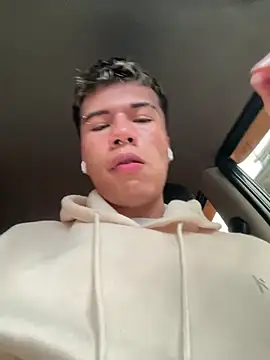 Logan smith1 online show from March 2025 10:07:02 PM