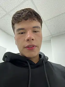 Logan smith1 online show from March 2026 03:11:02 PM