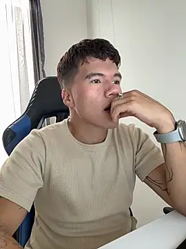 Logan smith1 online show from February 2026 09:03:01 PM