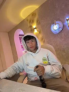 Logan smith1 online show from November 2025 04:49:01 AM