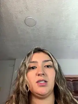 Melannyy  online show from February 2026 11:21:02 AM