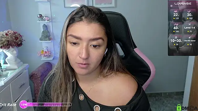 Snapshot of Melannyy_ chatting on June 2026 12:51:02 AM Melannyy online show from June 2026 12:51:02 AM